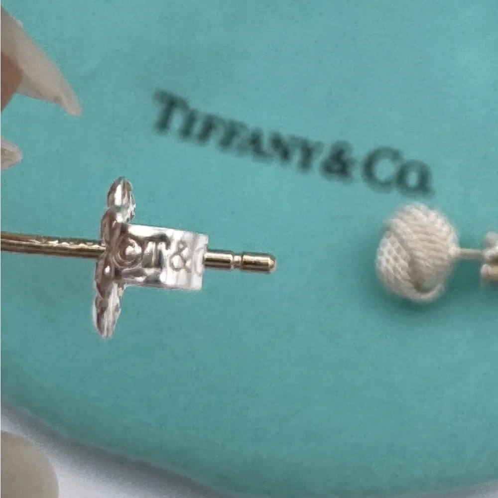 Tiffany & Co. Vintage 925 SilverTwist Knot Stud Earrings w/Pouch! 💯 % Authentic! - Picture 6 of 6